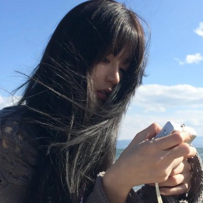 歌唱动荡的青春